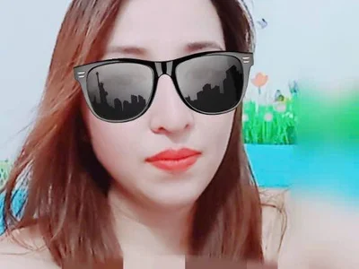 Ariana-Vy — cam show live