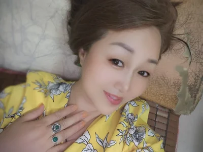 CN-Lily — cam show live