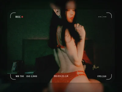 Emily_Strikeee — cam show live