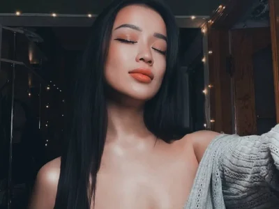 emy_lovee — cam show live