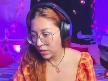 gigimooon — cam show live