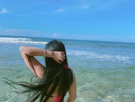 hilari — cam show live