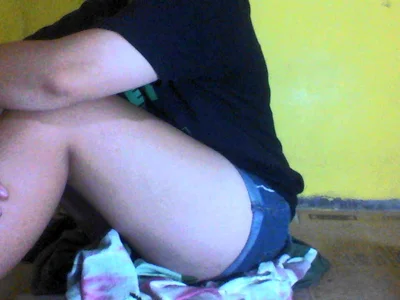 hotpusie_4u — cam show live