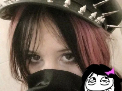 IronicBuckle — cam show live