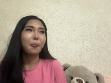 isaurahoznour — cam show live