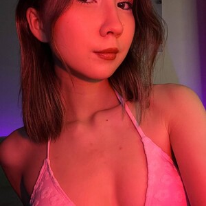 Karolinacreamm — cam show live