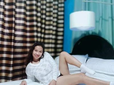 lovely-pinay — cam show live