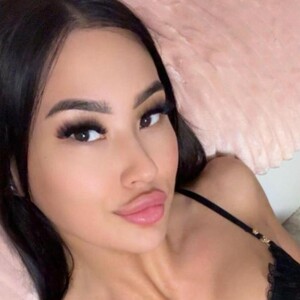 MaiStream — cam show live