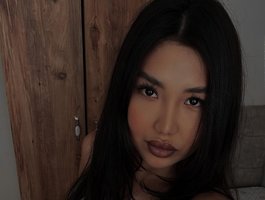 MiaBlisshere1 — cam show live