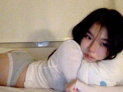 Mie_Mie21 — cam show live