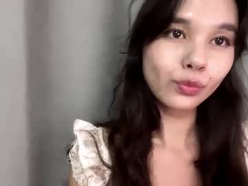 moonlitsilk — cam show live