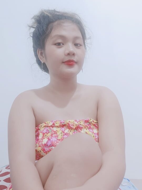 pretty_wild21 — cam show live