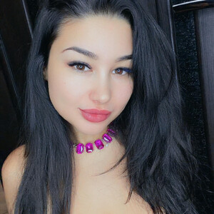 SonyaLyn — cam show live