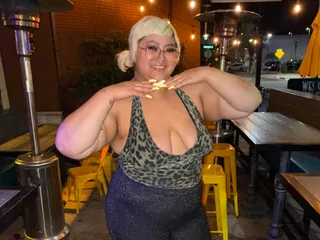 ThickAsianMami — cam show live