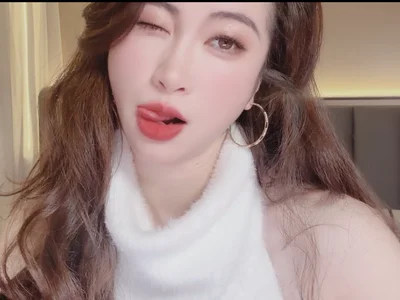 wuyueaini — cam show live