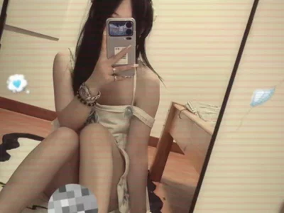 xiaoyi-989 — cam show live