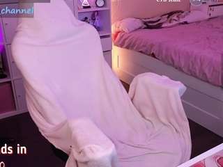 yourcutewaifu — cam show live